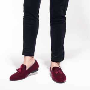 This black jeans and burgundy loafer pairing looks stylish for casual and smart looks both.